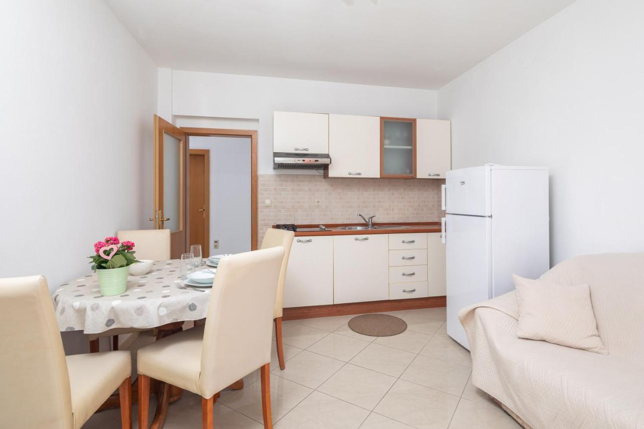 Aqua Vista Apartments Lokva Rogoznica Ngoại thất bức ảnh