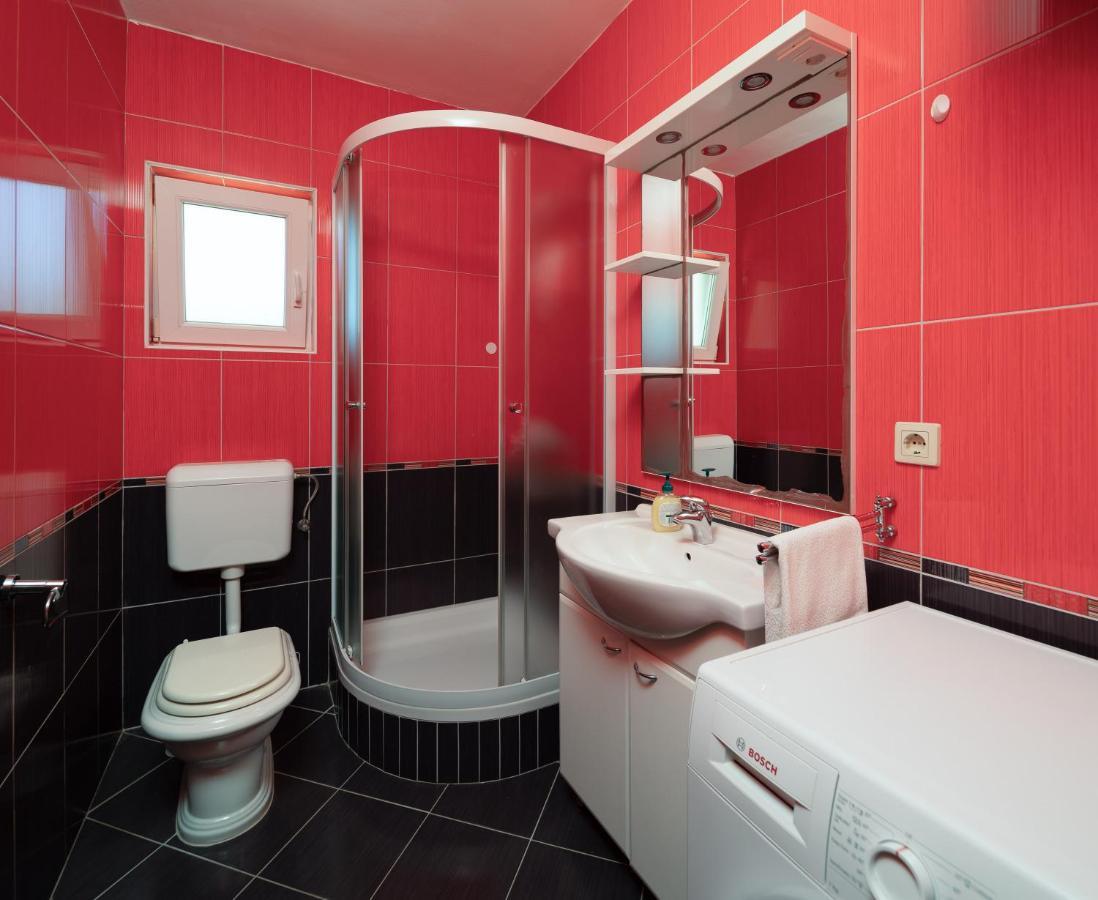 Aqua Vista Apartments Lokva Rogoznica Ngoại thất bức ảnh